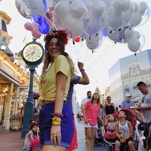 Meet your Posher, Isabella